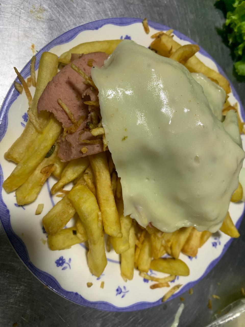 SALCHIPAPA