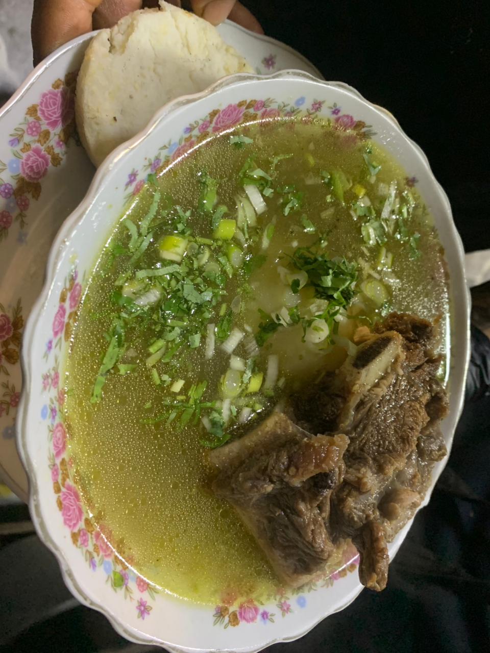 CALDO DE COSTILLA
